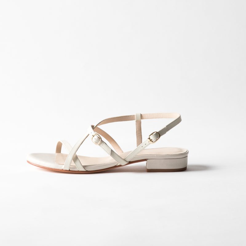 CLARA - Off White