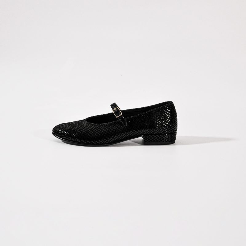 ALMA - Black Python